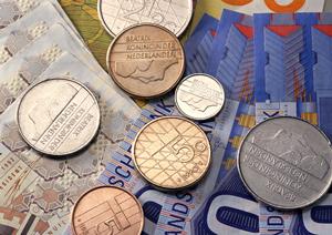 高品質なメイプル銀貨を手に入れるためのポイントとは